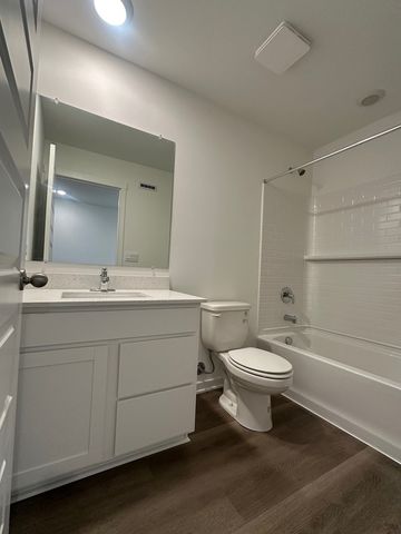 2274 Barbera Drive, Oswego, IL 60543