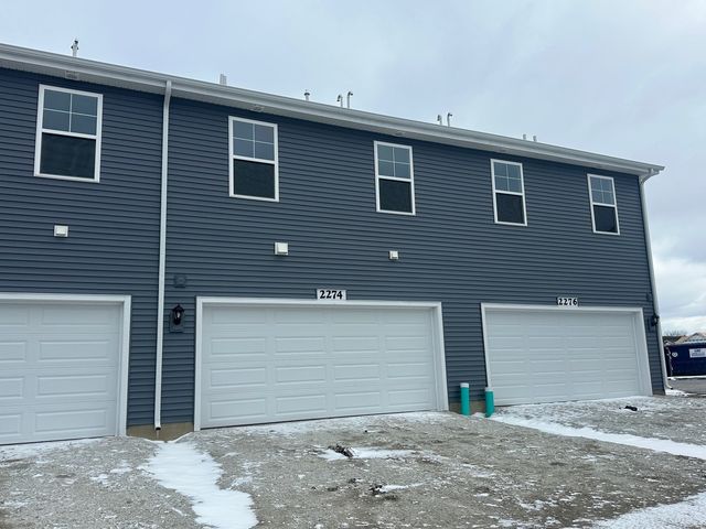 2274 Barbera Drive, Oswego, IL 60543