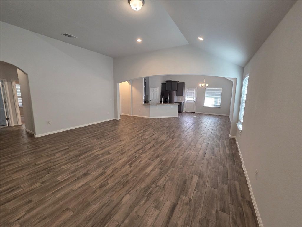 129 Walkup LN, Leander, TX 78641