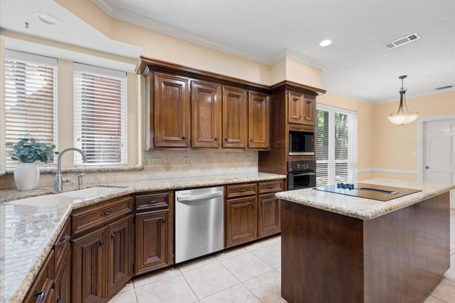 12119 Auburn Hills Drive, Tomball, TX 77377