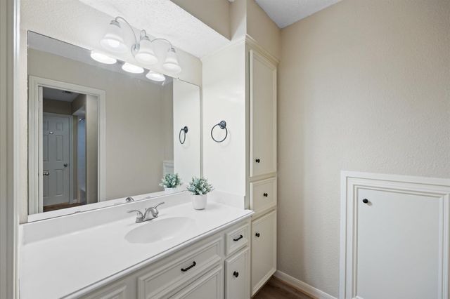 12119 Auburn Hills Drive, Tomball, TX 77377