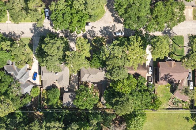 12119 Auburn Hills Drive, Tomball, TX 77377