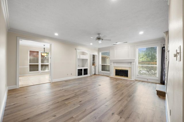 12119 Auburn Hills Drive, Tomball, TX 77377
