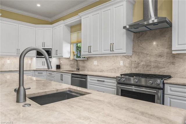 10104 Ginger Pointe CT, Estero, FL 34135