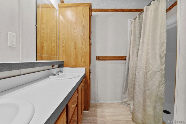 9740 Hathaway Drive, Salem Township, MI 48167