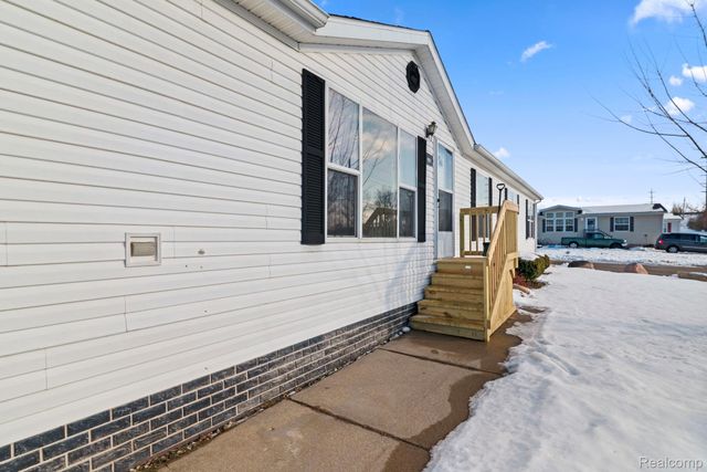 9740 Hathaway Drive, Salem Township, MI 48167