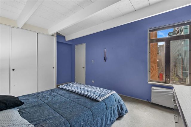 1860 Sherman Avenue 4SW, Evanston, IL 60201