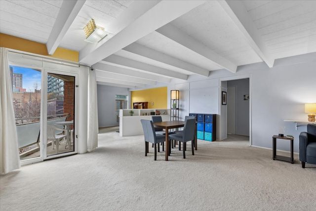 1860 Sherman Avenue 4SW, Evanston, IL 60201