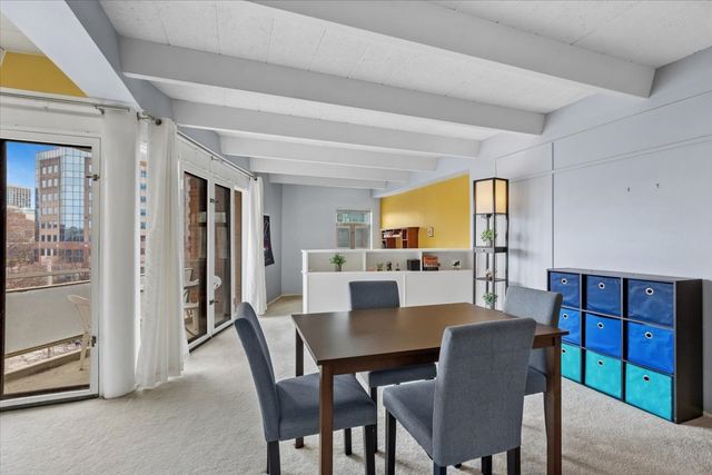 1860 Sherman Avenue 4SW, Evanston, IL 60201