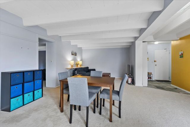 1860 Sherman Avenue 4SW, Evanston, IL 60201