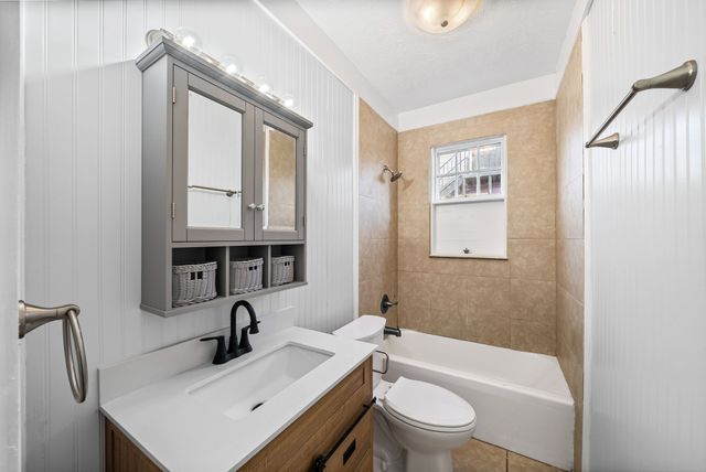 2203 S Main St, Hopkinsville, KY 42240