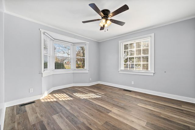 2203 S Main St, Hopkinsville, KY 42240