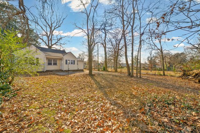 2203 S Main St, Hopkinsville, KY 42240