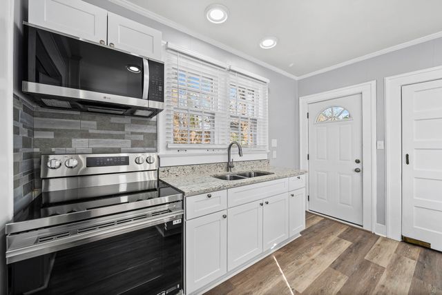 2203 S Main St, Hopkinsville, KY 42240