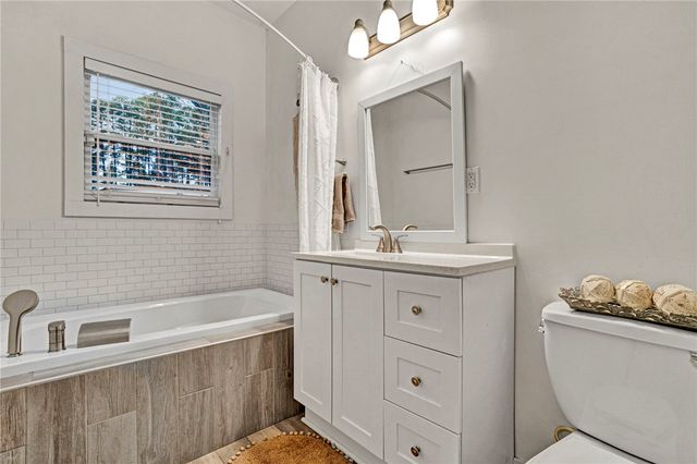 736 Three Wood Lane, Woodruff, SC 29388