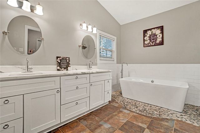 736 Three Wood Lane, Woodruff, SC 29388
