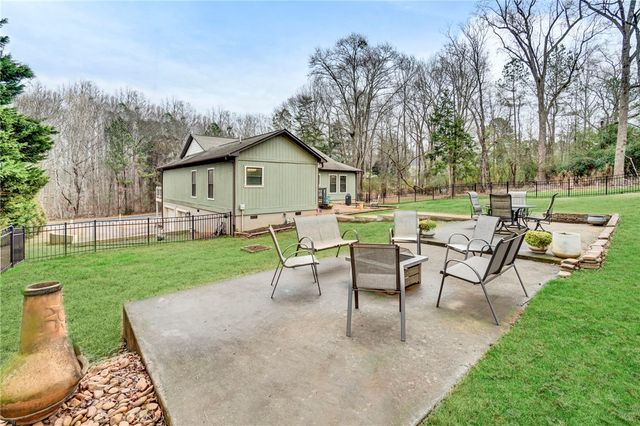 736 Three Wood Lane, Woodruff, SC 29388
