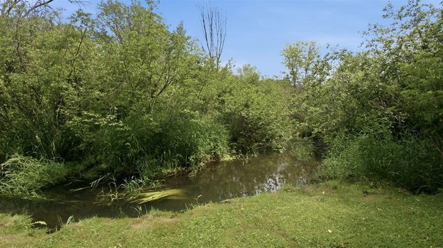 4900 E Spruce Road, Eleva, WI 54738