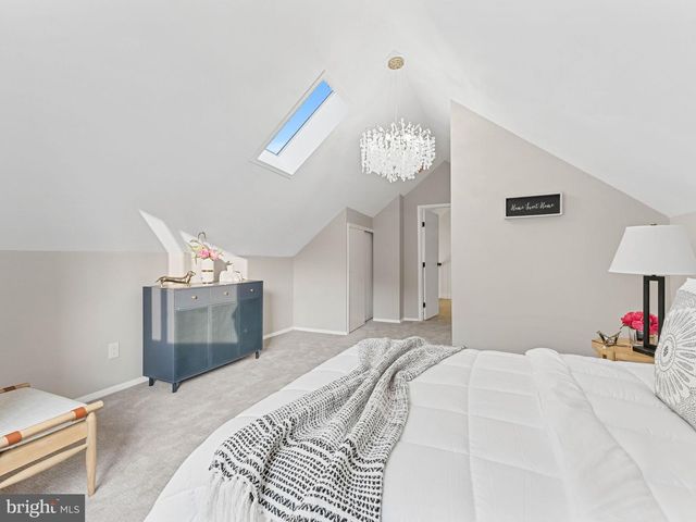4 BROWER CT, Marlton, NJ 08053