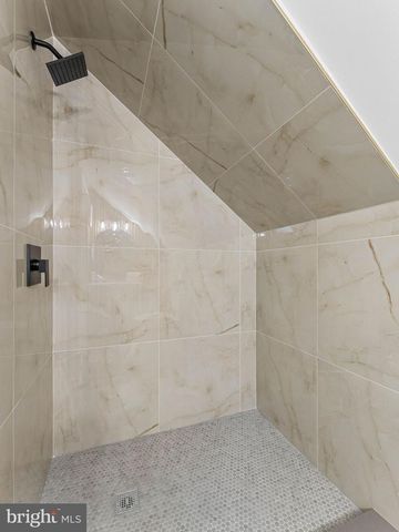4 BROWER CT, Marlton, NJ 08053