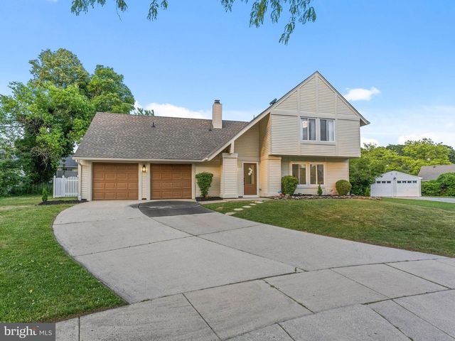 4 BROWER CT, Marlton, NJ 08053