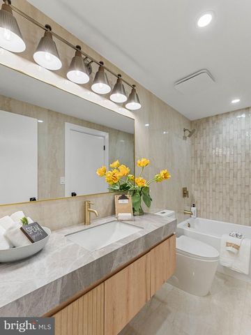 4 BROWER CT, Marlton, NJ 08053