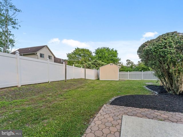 4 BROWER CT, Marlton, NJ 08053