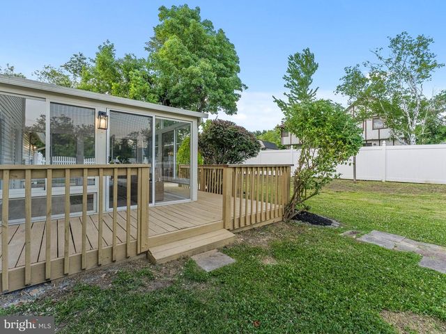 4 BROWER CT, Marlton, NJ 08053