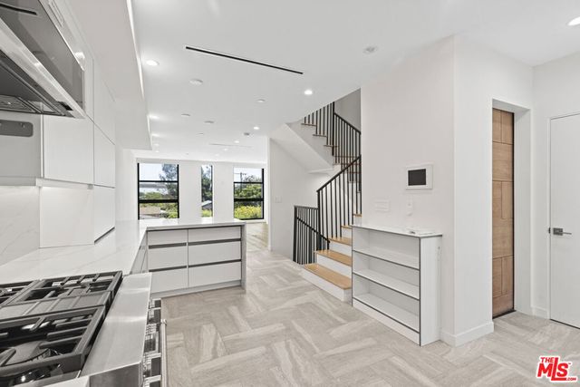 11341 Pearl Street, Los Angeles, CA 90064