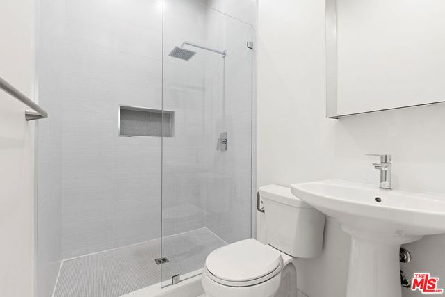 11341 Pearl Street, Los Angeles, CA 90064