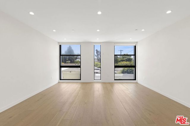 11341 Pearl Street, Los Angeles, CA 90064