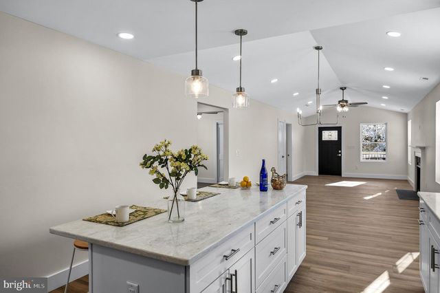 154 TAUNTON BLVD, Medford, NJ 08055