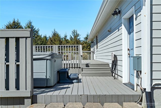 163 Ocean Boulevard, Ocean City, WA 98569