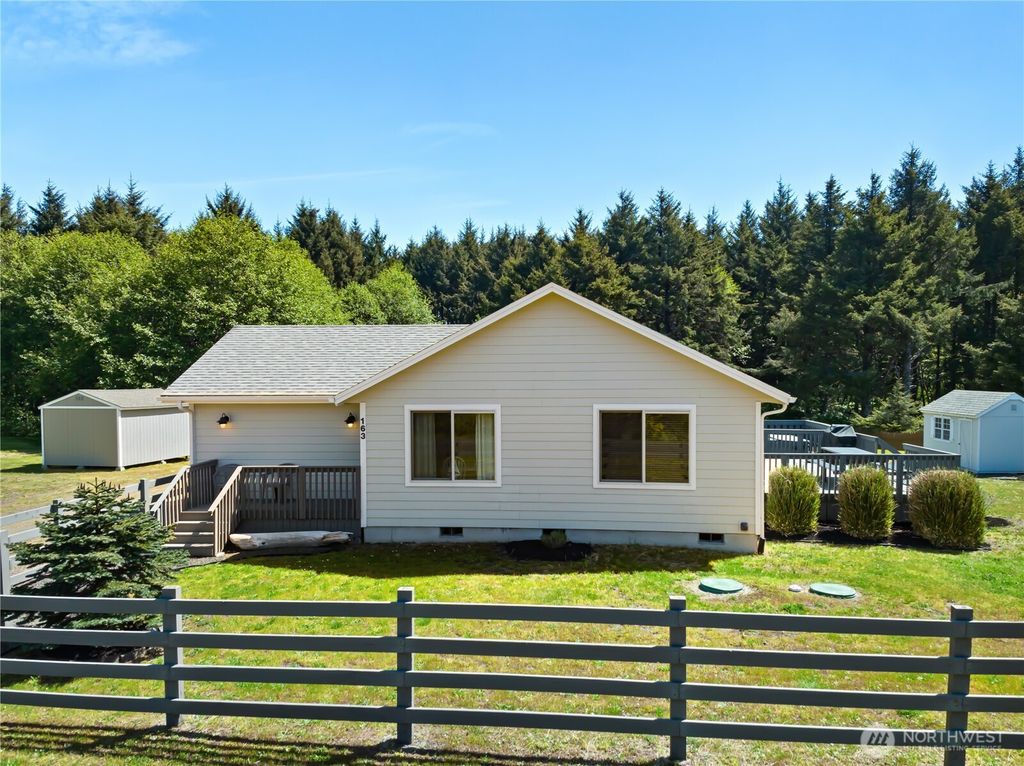 163 Ocean Boulevard, Ocean City, WA 98569