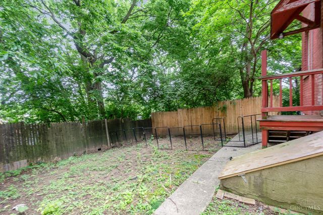 1318 Beech Avenue, Cincinnati, OH 45205