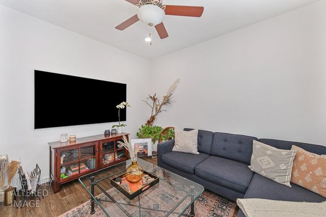 4324 Ocean Ln, Elk Grove, CA 95757