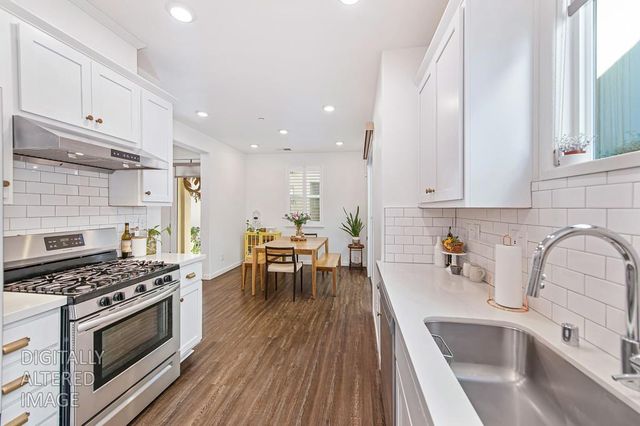 4324 Ocean Ln, Elk Grove, CA 95757
