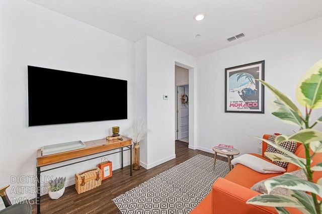 4324 Ocean Ln, Elk Grove, CA 95757