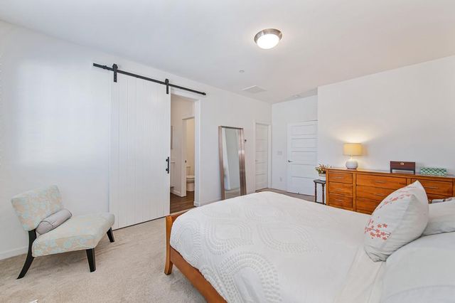 4324 Ocean Ln, Elk Grove, CA 95757
