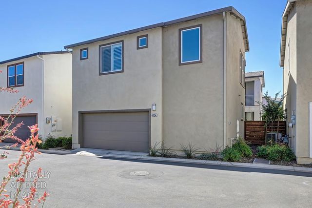 4324 Ocean Ln, Elk Grove, CA 95757