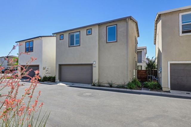 4324 Ocean Ln, Elk Grove, CA 95757