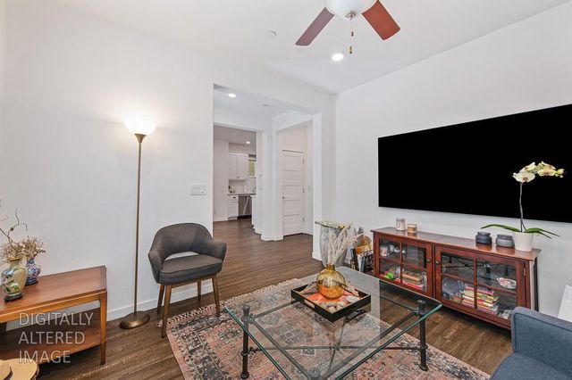4324 Ocean Ln, Elk Grove, CA 95757