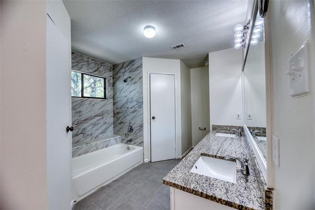 4227 Oak Gardens Drive, Houston, TX 77339