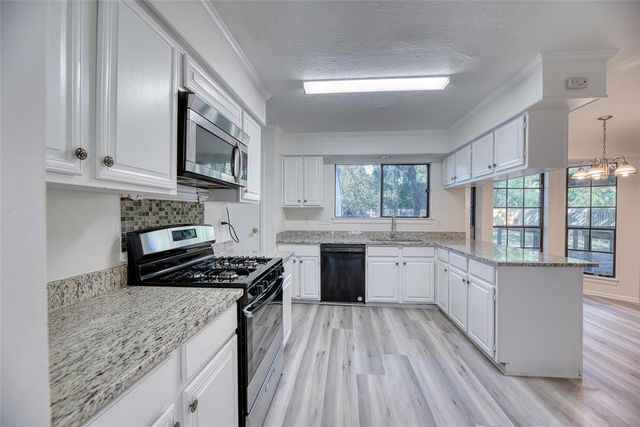 4227 Oak Gardens Drive, Houston, TX 77339