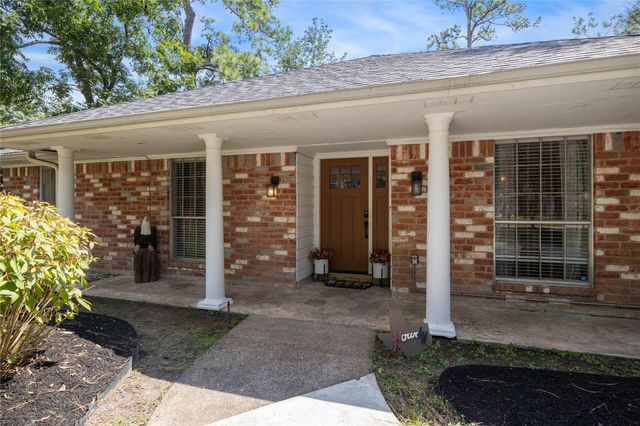 6603 Point Clear Drive, Houston, TX 77069