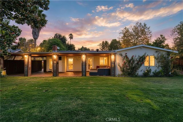 26096 Adamor Road, Calabasas, CA 91302
