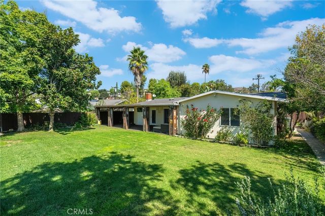 26096 Adamor Road, Calabasas, CA 91302