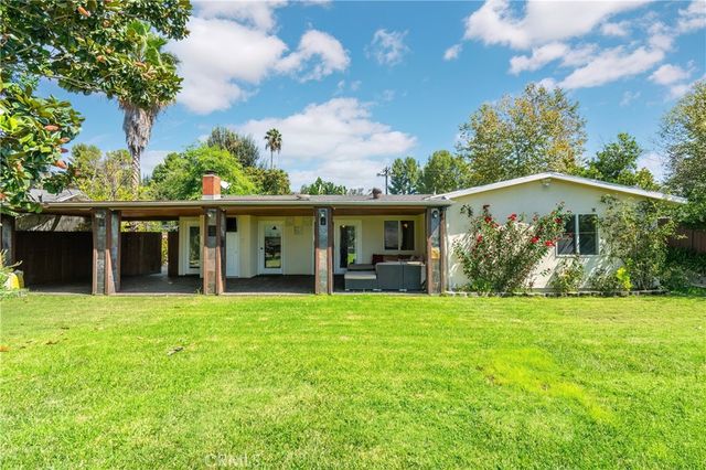 26096 Adamor Road, Calabasas, CA 91302