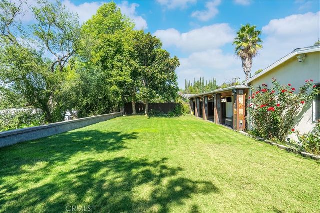 26096 Adamor Road, Calabasas, CA 91302