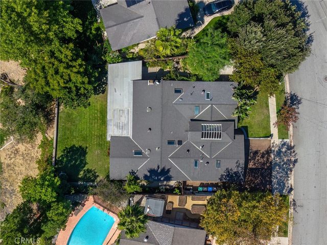 26096 Adamor Road, Calabasas, CA 91302